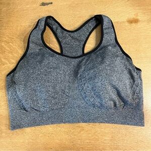 Sports Bra with Removable Pads